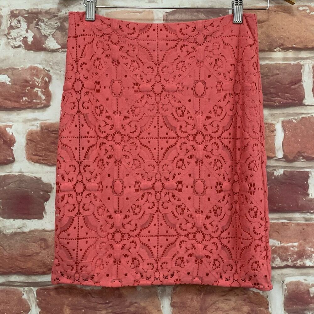 Banana Republic Skirt Women's 0 Pink Floral Embroidered Lace Casual Work Zip Up